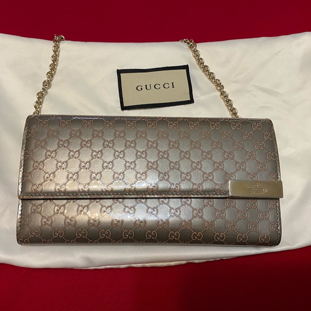 Authentic Gucci Leather Wallet Chain clutch bag
